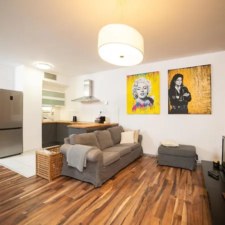 Viktoria - Castle View - Free Parking 아파트 *