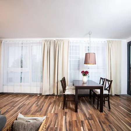 Viktoria - Castle View - Free Parking 아파트